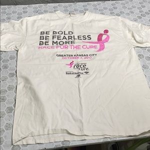 Gildan Medium Breast Cancer Awareness Short Sleeve